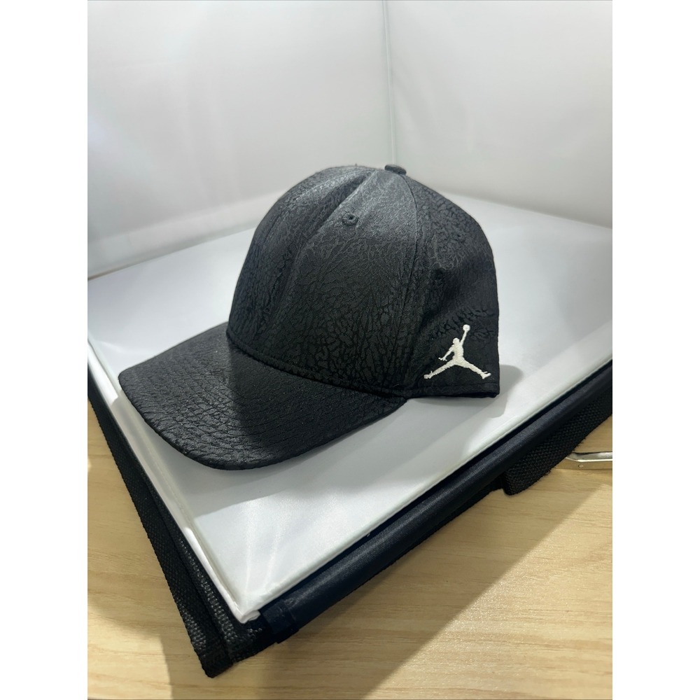Air Jordan True OG Black Elephant Print Jumpman Snapback Hat Cap Mens